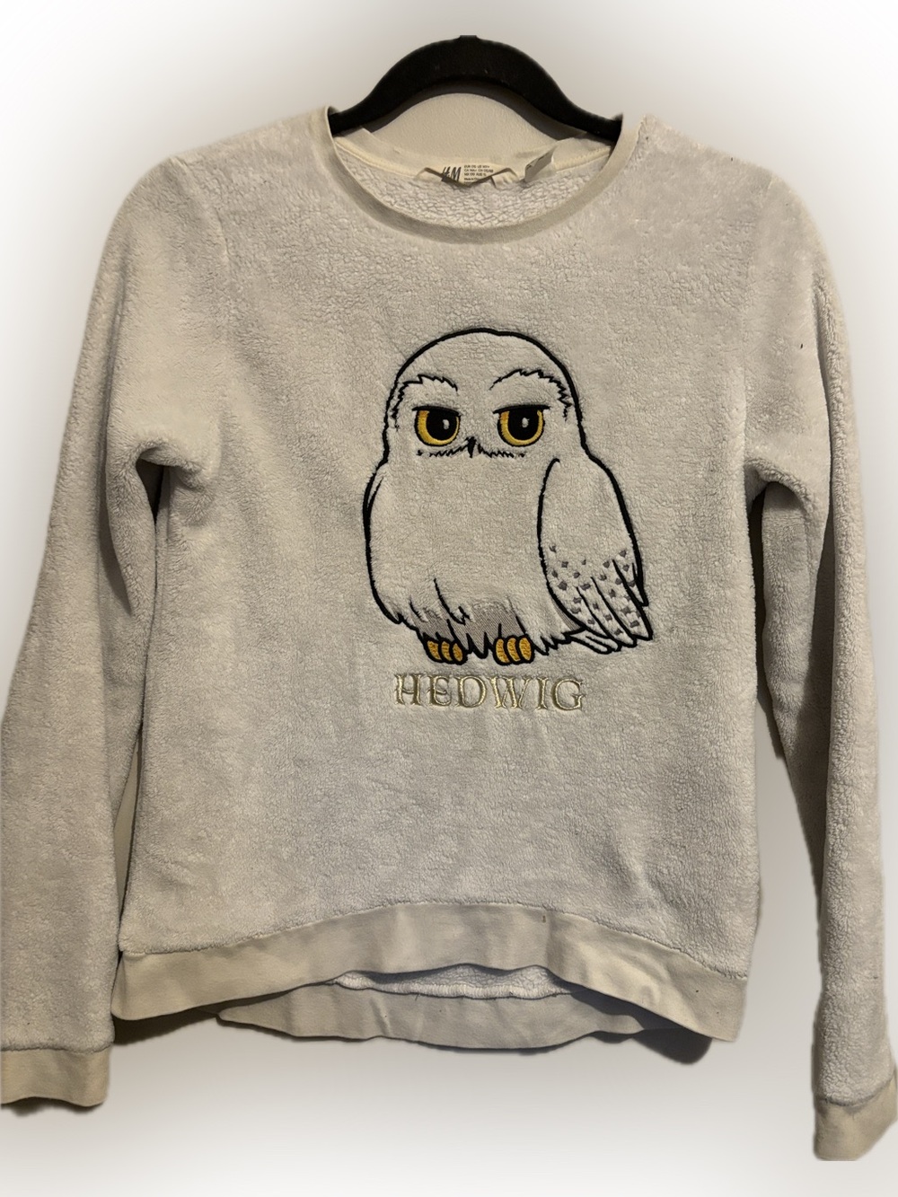 H&M White Crewneck Sweater with Embroidered Owl and Yellow Accents